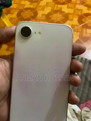 Apple iPhone 16e 128 GB White