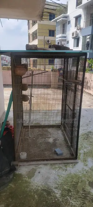 বিক্রির জন্য পাখির খাঁচা