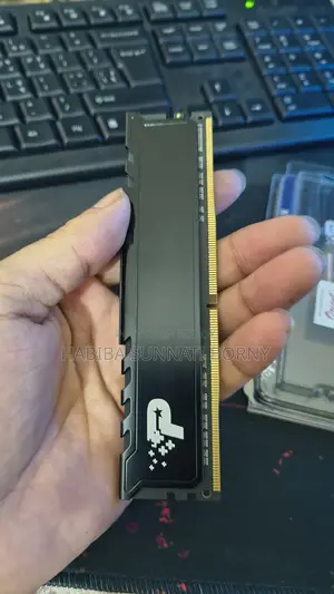 Patriot Signature Premium 8GB DDR4 3200MHz Black Heatsink Desktop RAM