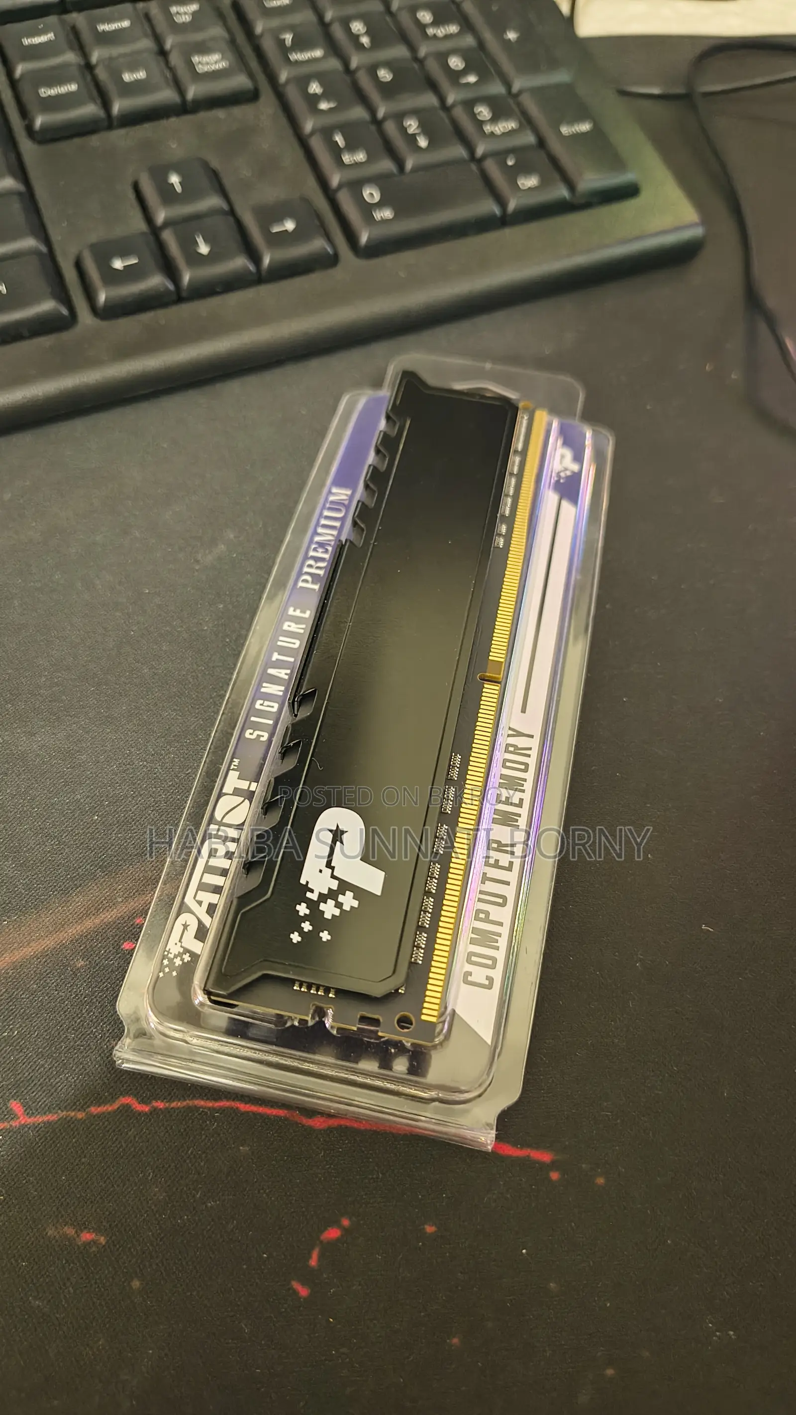 Patriot Signature Premium 8GB DDR4 3200MHz Black Heatsink Desktop RAM