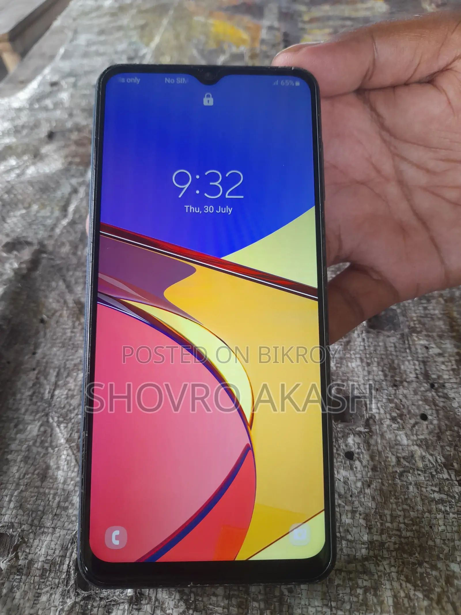 স্যামসাং গ্যালাক্সি এ১২ ৬৪ জিবি নীল