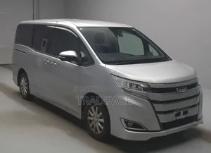 Toyota Noah 2021 Silver