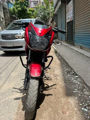 Bajaj Pulsar 150 2011 Red