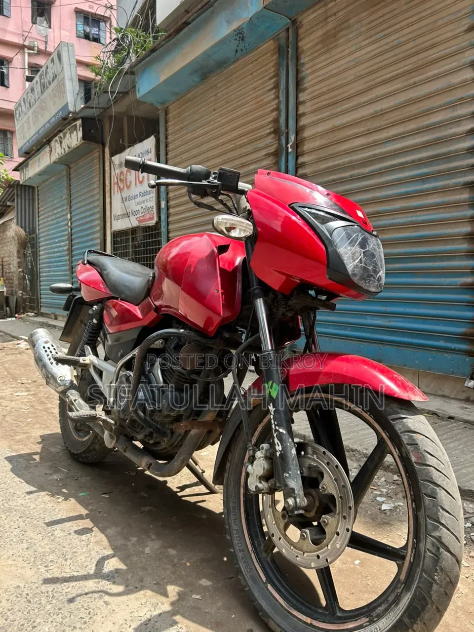 Bajaj Pulsar 150 2011 Red