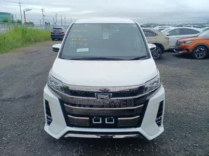Toyota Noah 2021 Pearl
