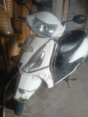 টিভিএস জুপিটার ২০১৮ হোয়াইট