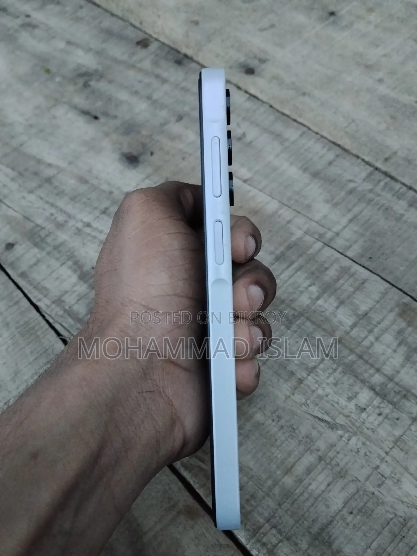 নিউ স্যামসাং গ্যালাক্সি এ১৫ ২৫৬ জিবি হোয়াইট