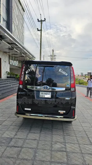 টয়োটা নোয়া ২০১৬ ব্ল্যাক