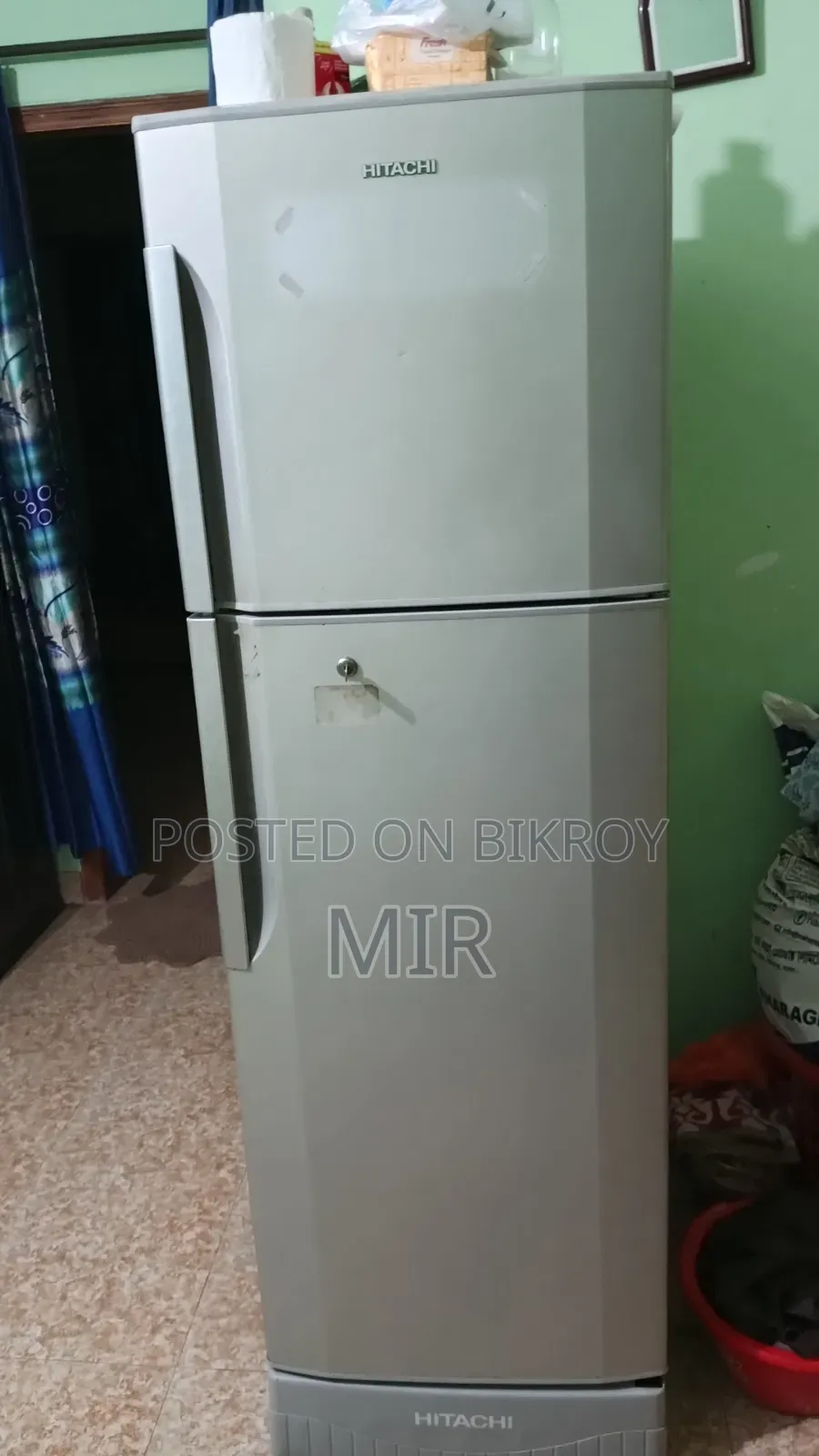 Hitachi Fridge