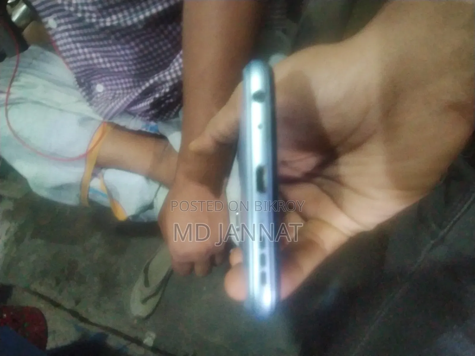 Vivo Y12s 32 GB Silver