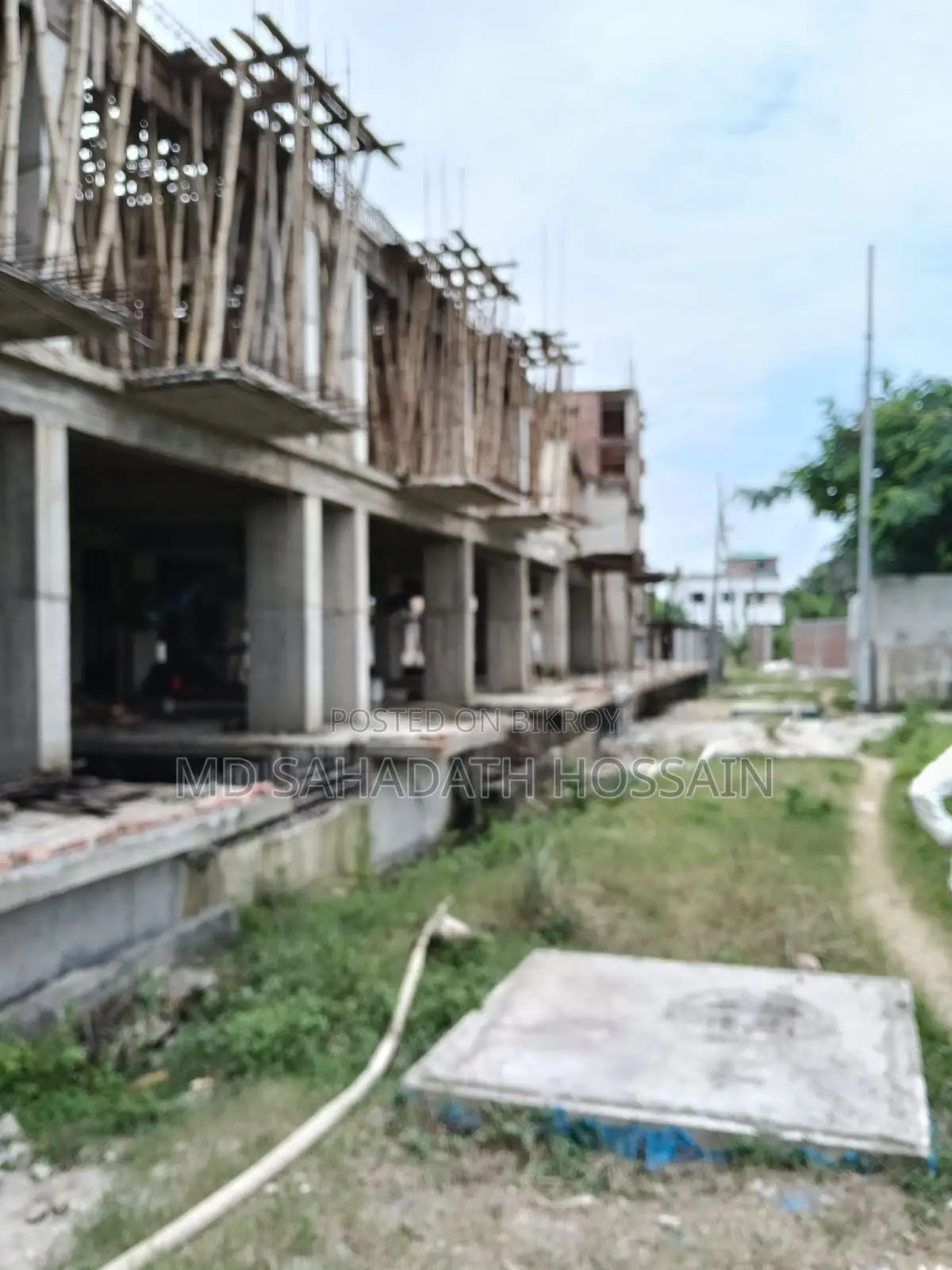 দক্ষিণ বনশ্রী ,বাগান বাড়ি তে দক্ষিণ মুখী ফ্লাট সেয়ার বিক্রয়