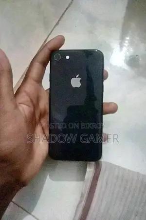 Apple iPhone 8 64 GB Black