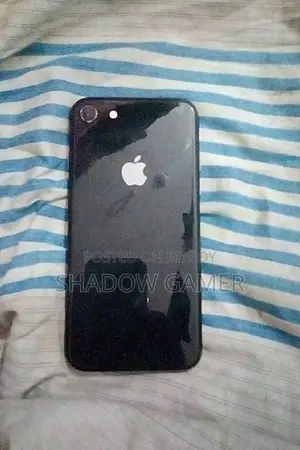 Apple iPhone 8 64 GB Black