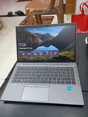 Laptop HP ZBook Firefly G8 16GB Intel Core i5 SSD 512GB