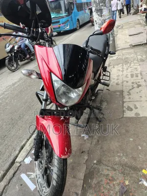 হিরো গ্ল্যামার ২০২২ লাল