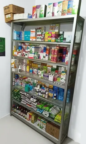 দোকানের ডেকোরেশন বিক্রি হবে