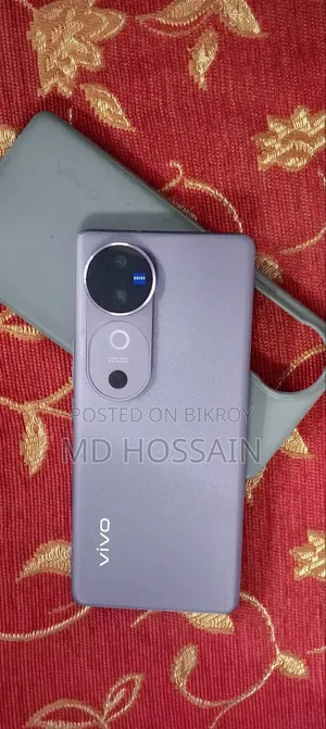 Vivo V40 5G 256 GB Silver
