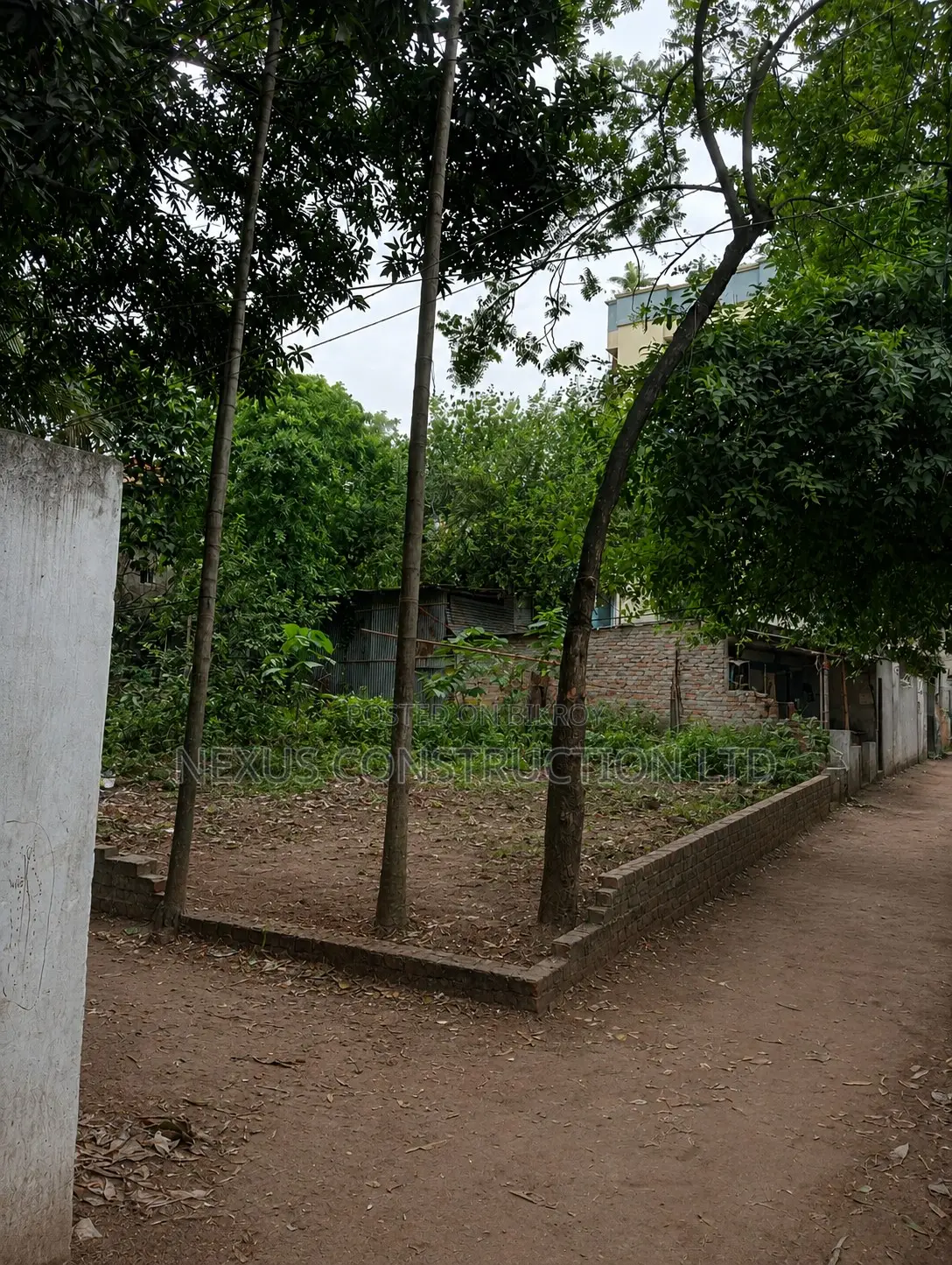Buy land at the price of a flat, build a house right now.