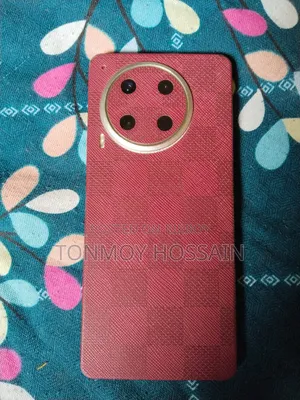 টেকনো ক্যামন ৩০ ২৫৬ জিবি সাদা