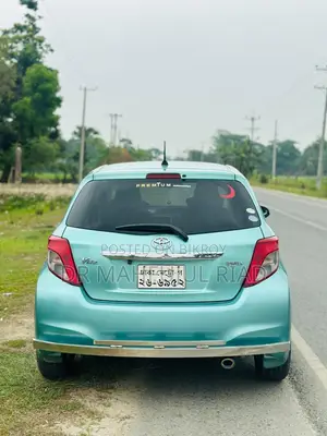 Toyota Vitz 2011