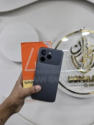 Tecno Spark 40 128 GB Black