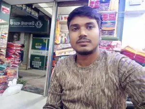 পিকআপ/কাভার্ড ভ্যান ড্রাইভার