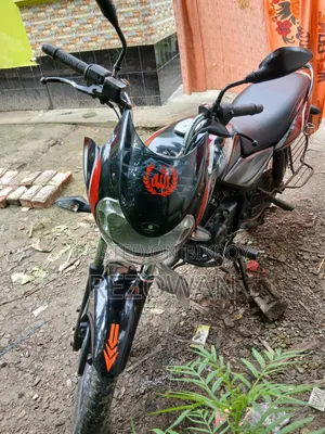 Bajaj Discover 125 2020 Black