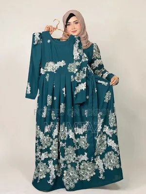 আলপনা প্রিন্ট গাউন বোরকা (শুধু বোরকা)