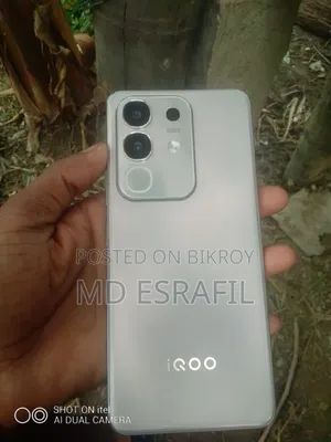 আইকিউওও জেড১০এক্স ১২৮ জিবি হোয়াইট