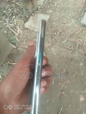 আইকিউওও জেড১০এক্স ১২৮ জিবি হোয়াইট