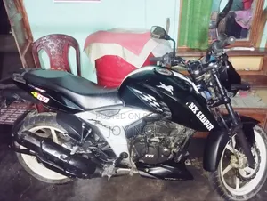 টিভিএস আপাচে ১৬০ ৪ভি ২০১৯ ব্ল্যাক