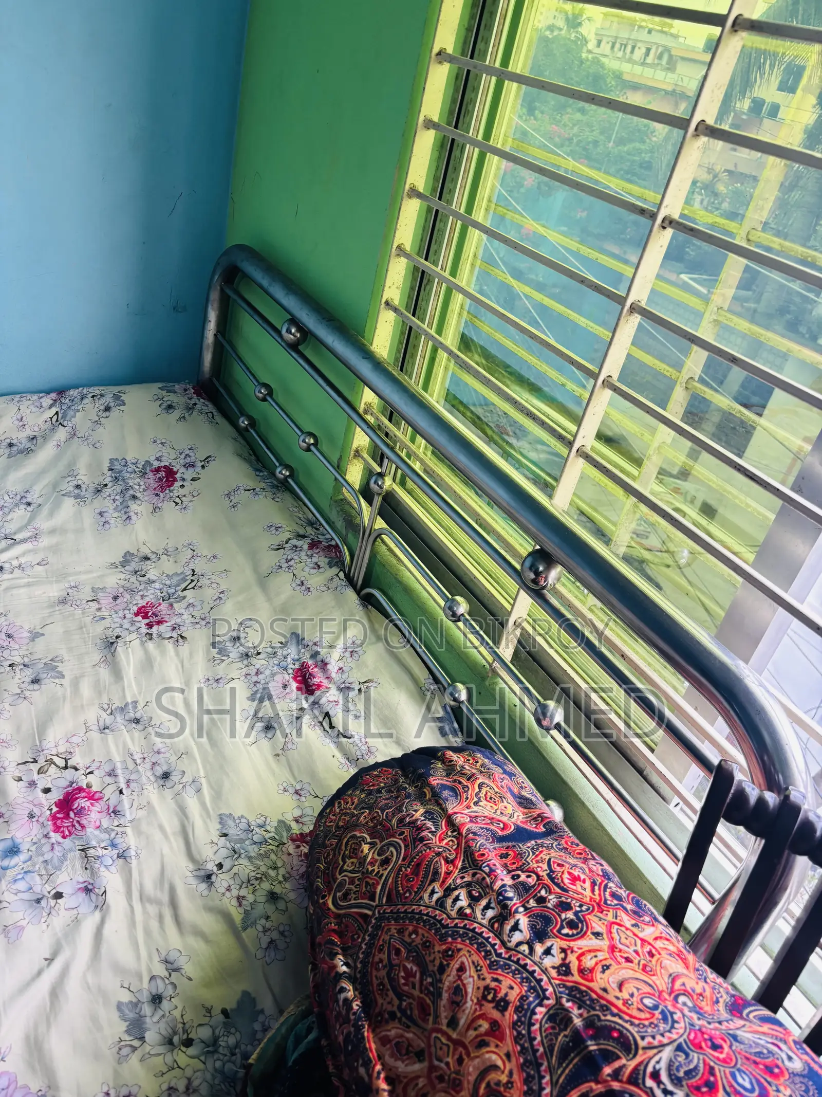 Bed / Steel Bed