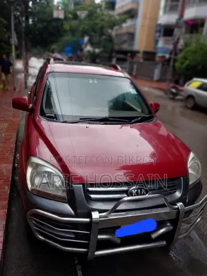 কিয়া স্পোর্টেজ ২০০৫ লাল