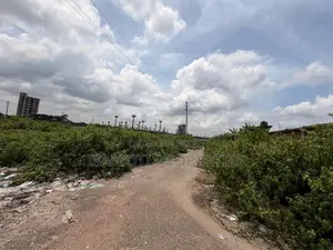 লেক ভিউ প্লাস দক্ষিণমুখী ৫ কাঠা প্লট বিক্রয়ের জন্য পূর্বাচল সেক্টর ১৬