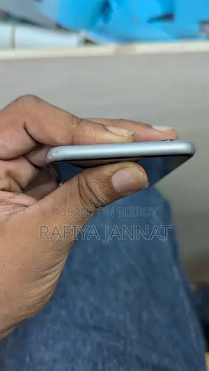অ্যাপল আইফোন ৬ ৬৪ জিবি সিলভার
