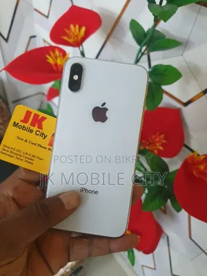 Apple iPhone XS 64 GB White