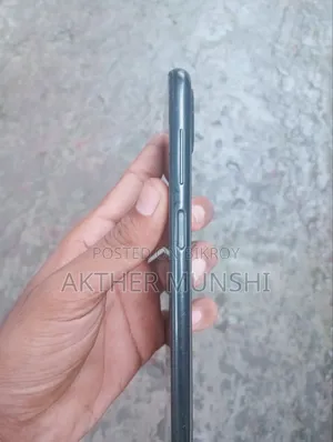 স্যামসাং গ্যালাক্সি এ১২ ৬৪ জিবি ব্ল্যাক