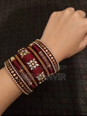 রেশমি সুতার চুরি