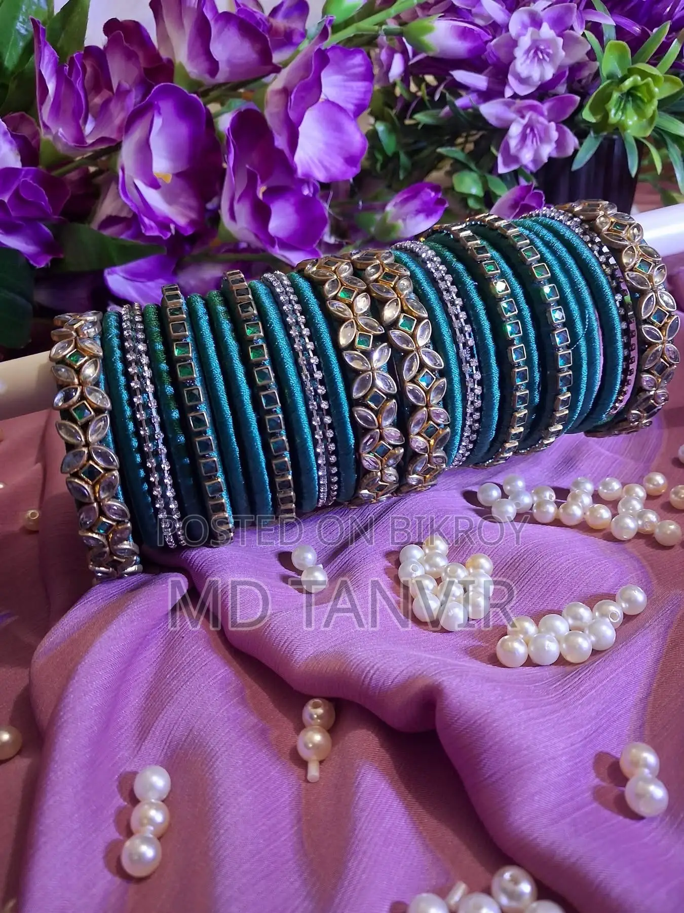 রেশমি সুতার চুরি