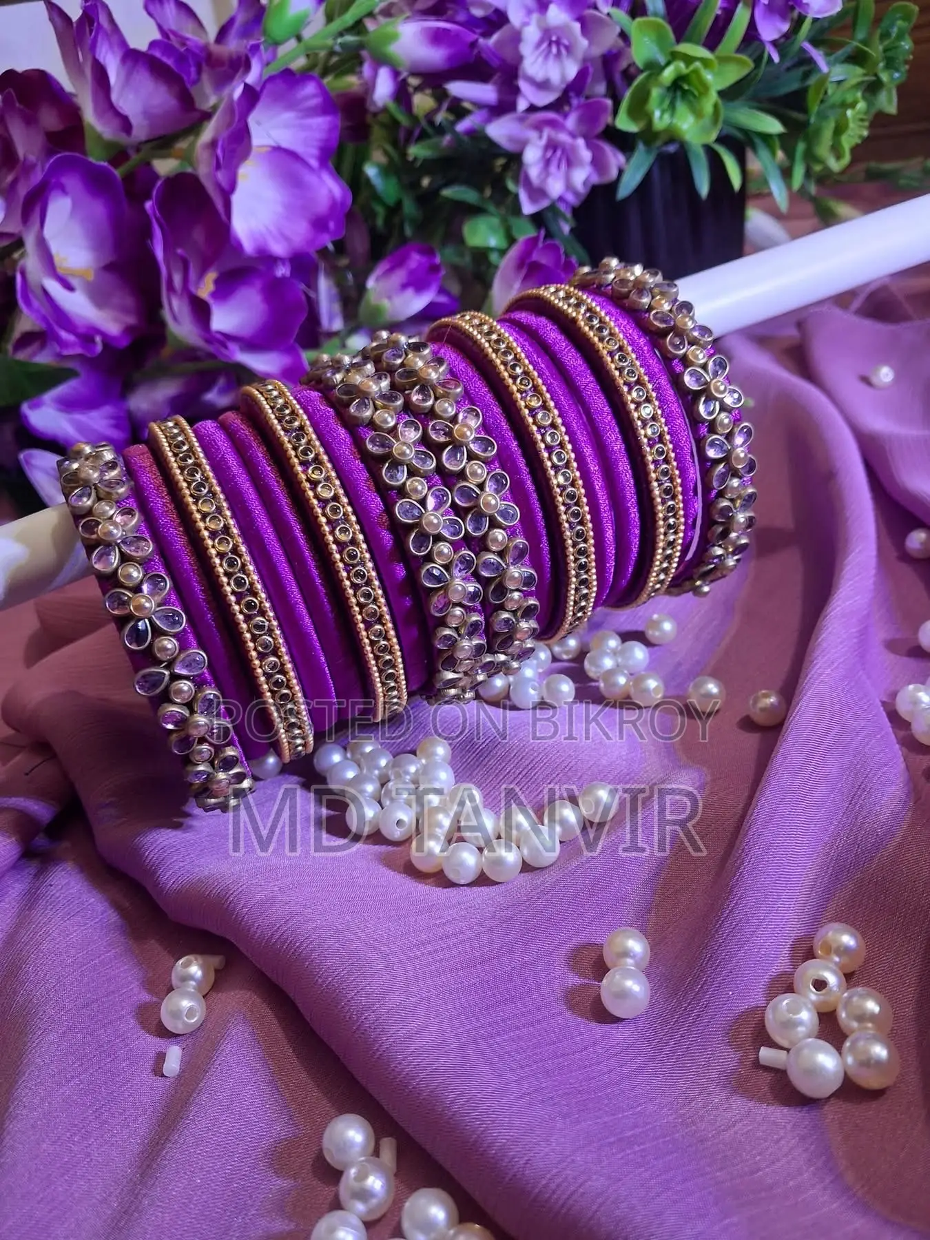 রেশমি সুতার চুরি