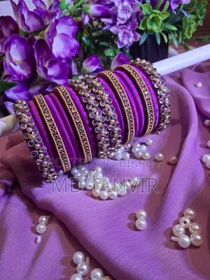 রেশমি সুতার চুরি