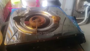 Single burner gas stove usable for cylinder and pipeline gas