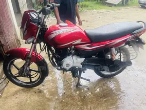 Bajaj Platina 100 2022 Red