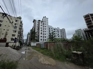 Bashundhara M block 4 katha plot for sale near 300 feet