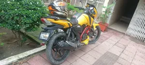 TVS Apache RTR 160 2V 2012 Yellow