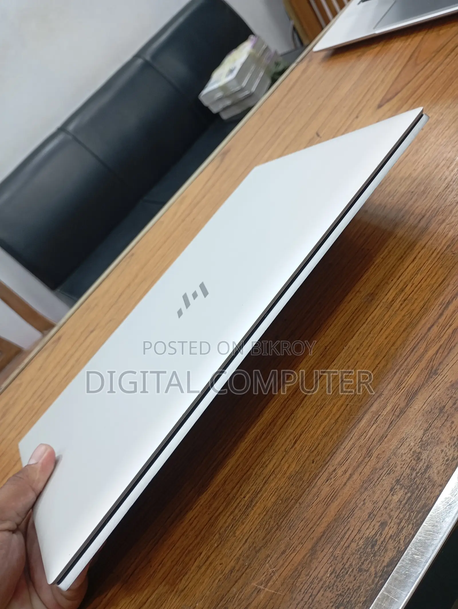 Laptop HP Elitebook 845 G8 16gb Amd Ryzen 5 SSD 256gb