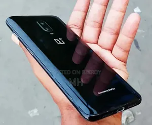 ওয়ানপ্লাস ৬টি ১২৮ জিবি ব্ল্যাক
