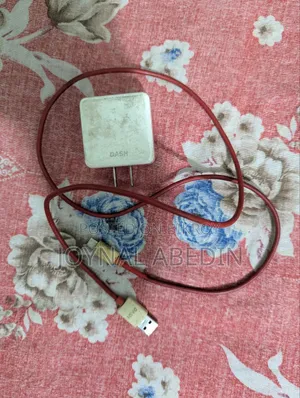 ওয়ানপ্লাস ৩০ডব্লিউ ওয়ার্প চার্জার