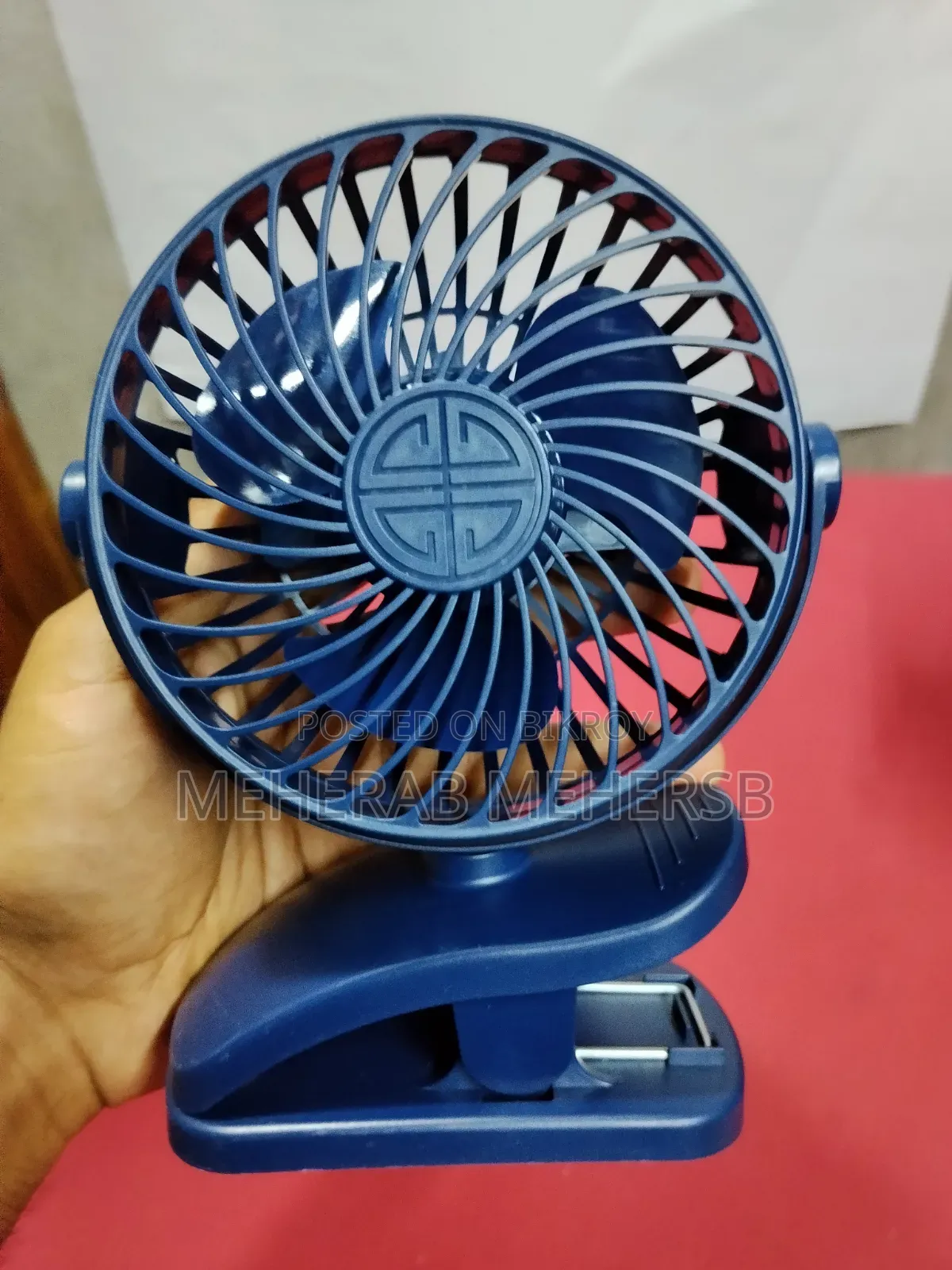 P8 USB Small Handheld Rechargeable Clip Fan