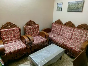 সেগুন কাঠের সোফা
